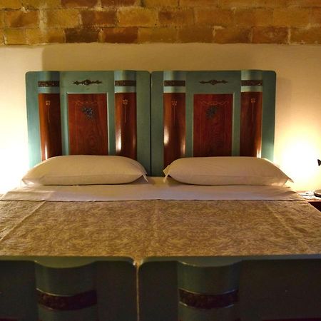 Bed and Breakfast Il Ciavattone Bed And Bike Сульмона Екстер'єр фото