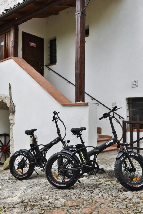 Bed and Breakfast Il Ciavattone Bed And Bike Сульмона Екстер'єр фото